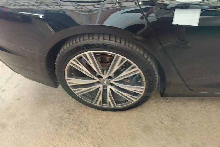 Used Audi A6L 2021 45 TFSI quattro Prestige Dynamic Edition Right Rear Wheel Hub