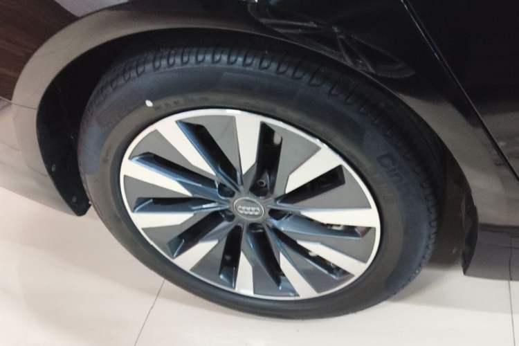 Used Audi A6L 2021 45 TFSI Prestige Elegant Edition Right Rear Wheel Hub