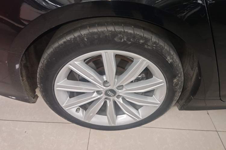 Used Audi A6L 2021 45 TFSI Prestige Dynamic Edition Right Rear Wheel Hub