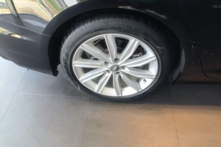 Used Audi A6L 2021 45 TFSI Prestige Dynamic Edition Right Rear Wheel Hub