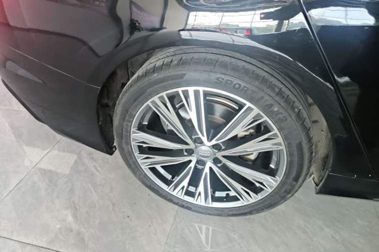 Used Audi A6L 2021 45 TFSI Prestige Dynamic Edition Right Rear Wheel Hub