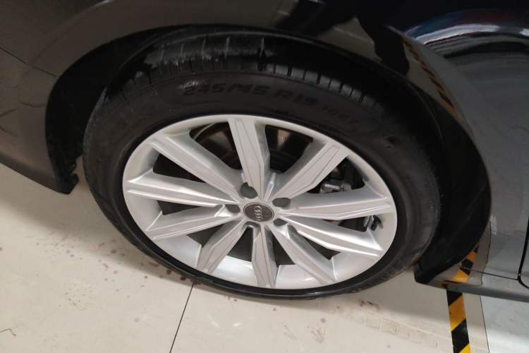 Used Audi A6L 2021 45 TFSI Prestige Dynamic Edition Right Rear Wheel Hub