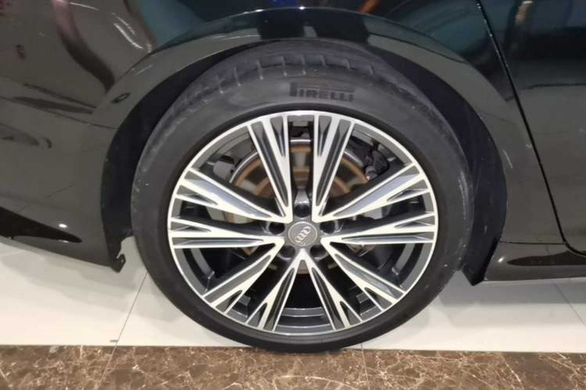 Used Audi A6L 2021 40 TFSI Luxury Dynamic Edition Right Rear Wheel Hub