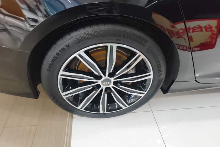 Used Audi A6L 2021 45 TFSI Prestige Dynamic Edition Right Rear Wheel Hub