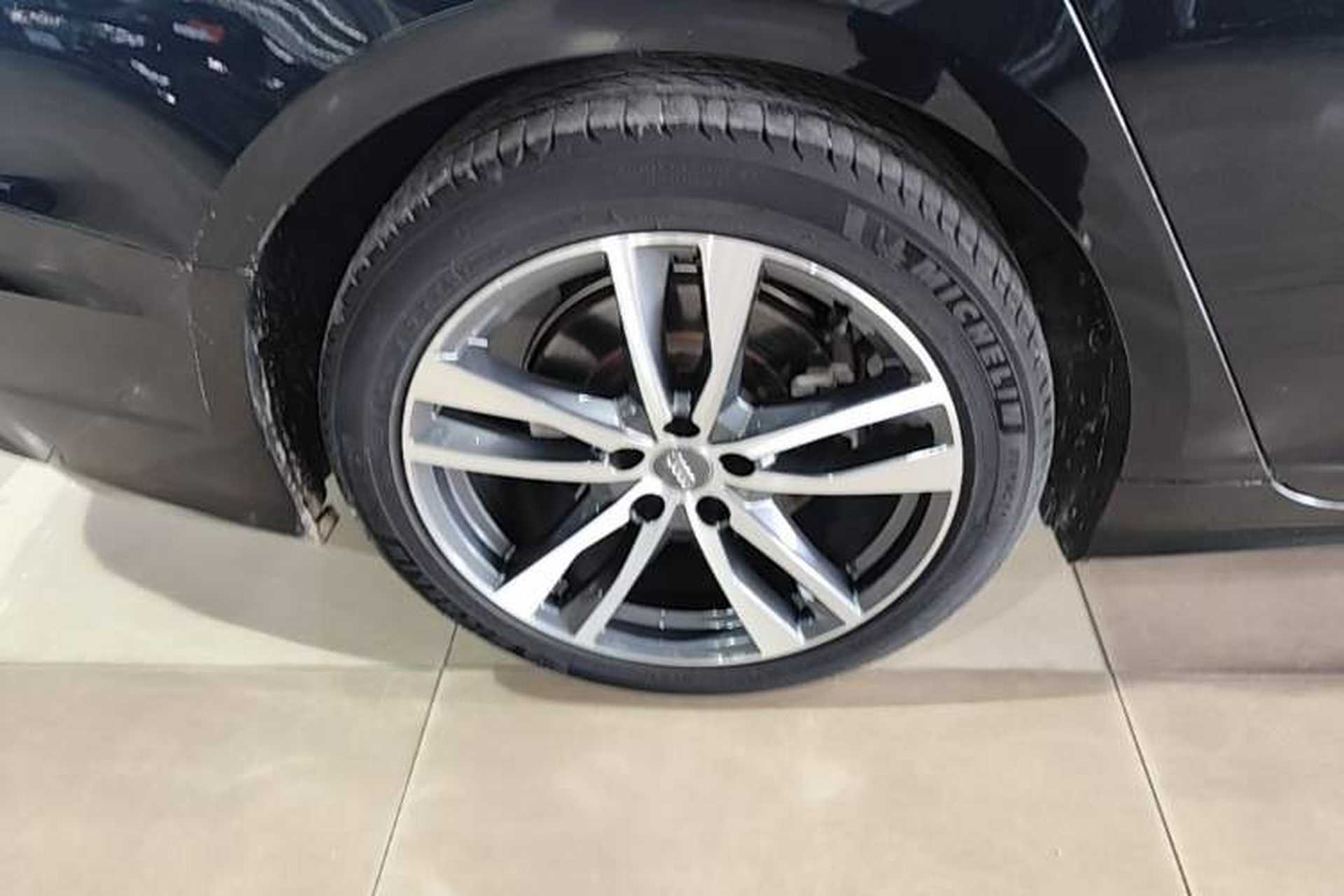 Used Audi A6L 2021 40 TFSI Luxury Dynamic Edition Right Rear Wheel Hub