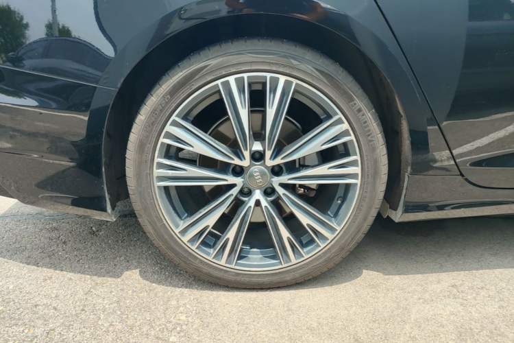 Used Audi A6L 2021 45 TFSI Prestige Dynamic Edition Right Rear Wheel Hub