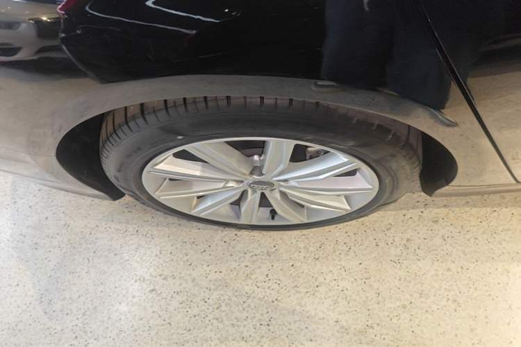 Used Audi A6L 2021 45 TFSI Prestige Dynamic Edition Right Rear Wheel Hub