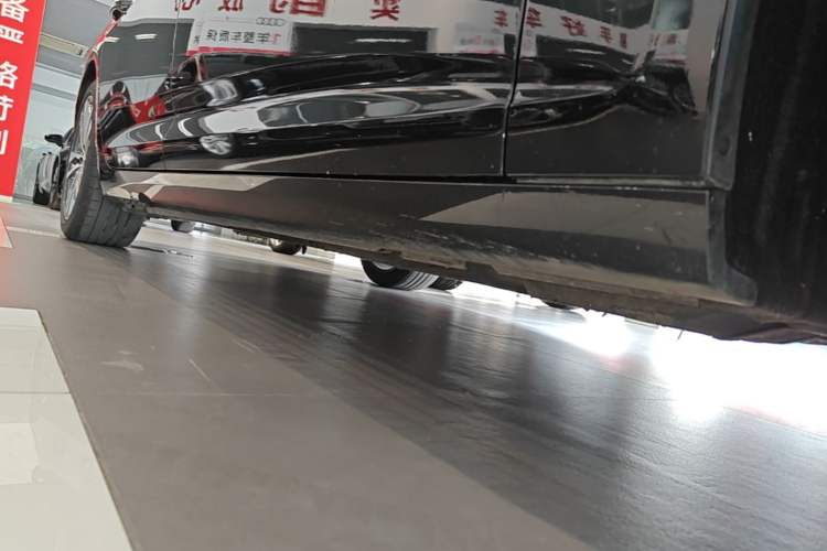 Used Audi A6L 2021 45 TFSI Prestige Elegant Edition Right Side Sill