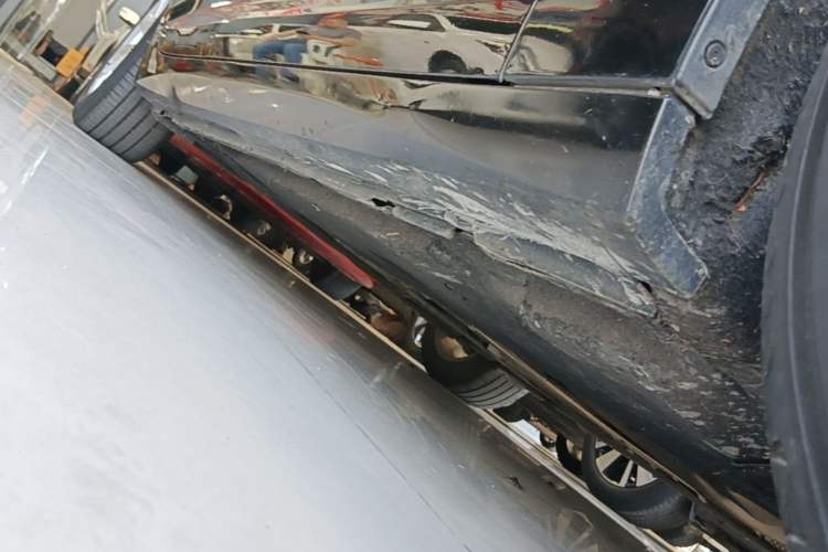 Used Audi A6L 2021 40 TFSI Luxury Prestige Edition Right Side Sill