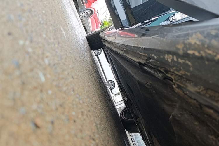 Used Audi A6L 2021 45 TFSI quattro Prestige Dynamic Edition Right Side Sill