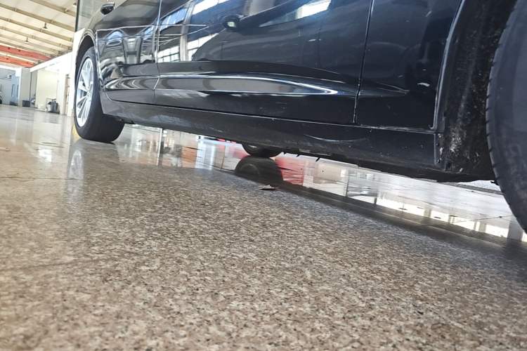 Used Audi A6L 2021 40 TFSI Luxury Prestige Edition Right Side Sill