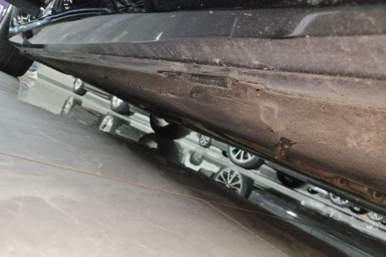 Used Audi A6L 2021 45 TFSI quattro Prestige Elegant Edition Right Side Sill