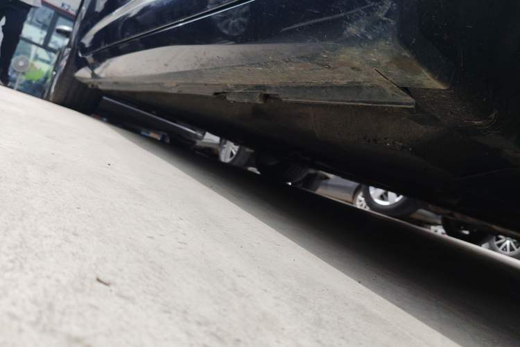Used Audi A6L 2021 40 TFSI Luxury Prestige Edition Right Side Sill