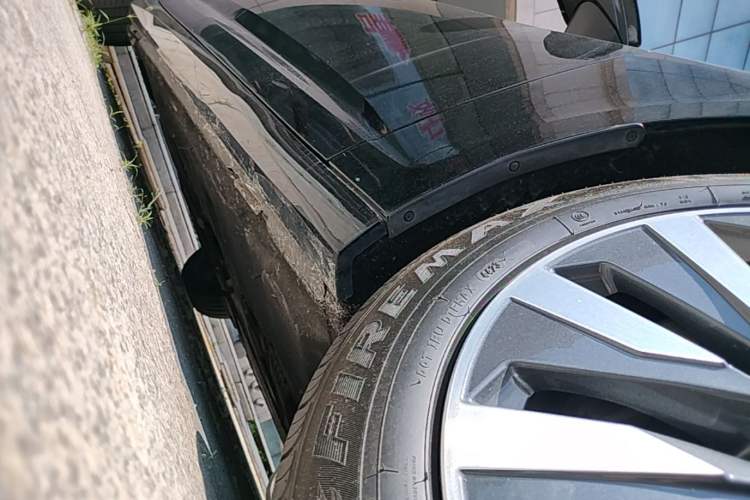 Used Audi A6L 2021 45 TFSI Prestige Elegant Edition Right Side Sill