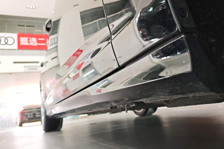 Used Audi A6L 2021 45 TFSI Prestige Dynamic Edition Right Side Sill