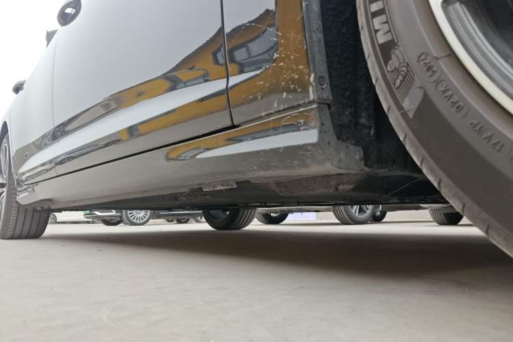 Used Audi A6L 2021 40 TFSI Luxury Dynamic Edition Right Side Sill