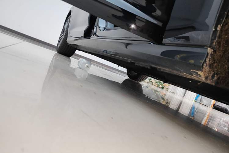 Used Audi A6L 2021 40 TFSI Luxury Dynamic Edition Right Side Sill