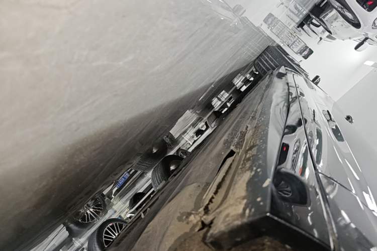 Used Audi A6L 2021 40 TFSI Luxury Prestige Edition Right Side Sill