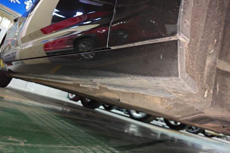 Used Audi A6L 2021 40 TFSI Luxury Prestige Edition Right Side Sill