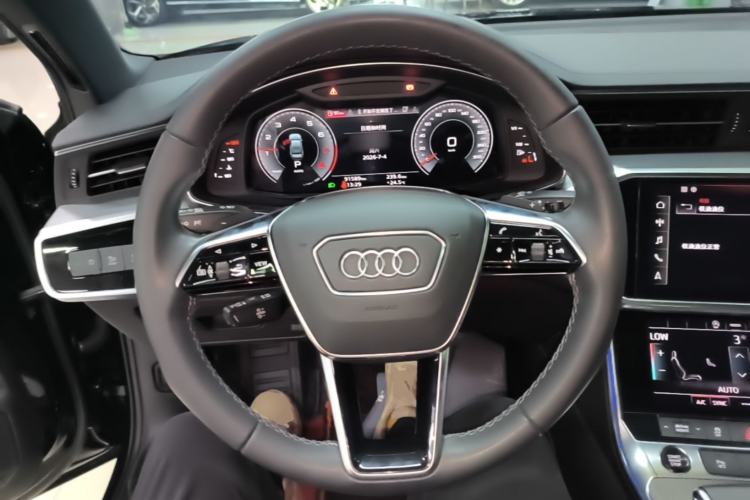 Used Audi A6L 2021 40 TFSI Luxury Dynamic Edition Steering Wheel