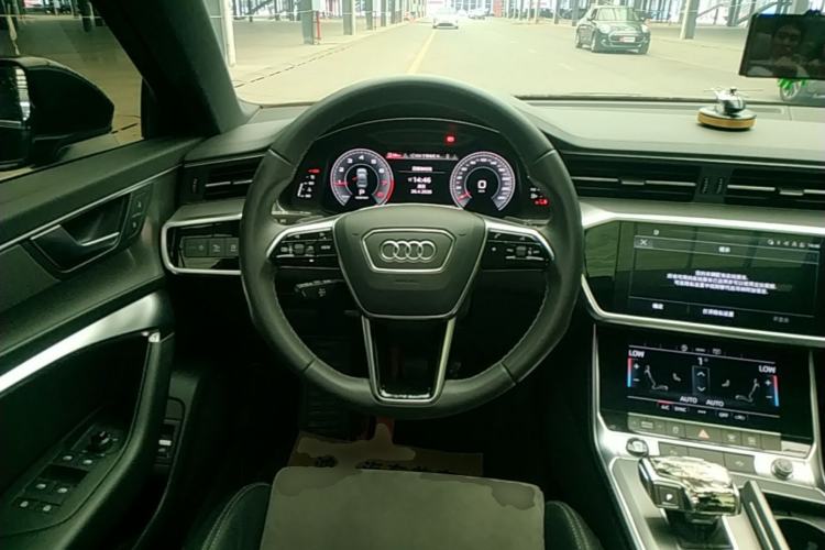 Used Audi A6L 2021 40 TFSI Luxury Dynamic Edition Steering Wheel