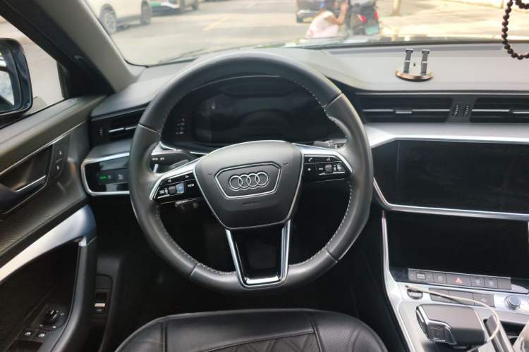 Used Audi A6L 2021 40 TFSI Luxury Dynamic Edition Steering Wheel