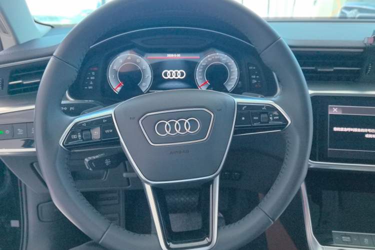 Used Audi A6L 2021 40 TFSI Luxury Prestige Edition Steering Wheel