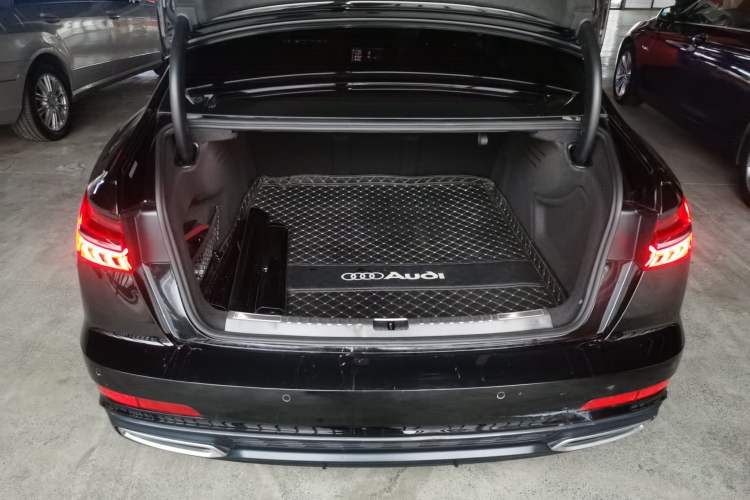 Used Audi A6L 2021 40 TFSI Luxury Dynamic Edition Trunk