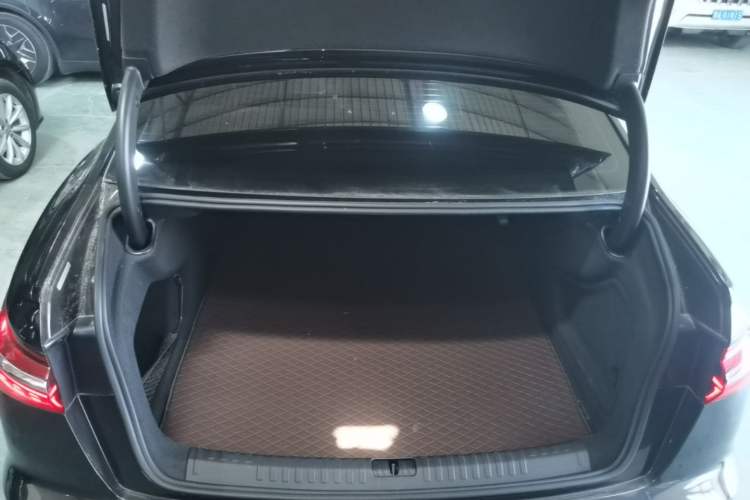 Used Audi A6L 2021 40 TFSI Luxury Prestige Edition Trunk