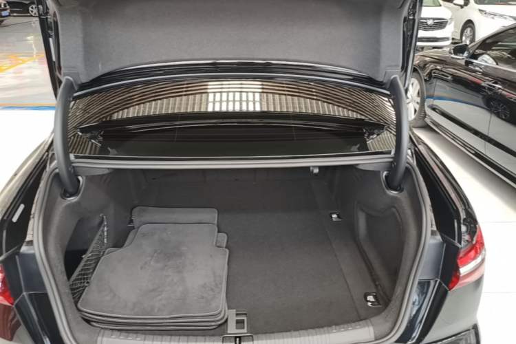 Used Audi A6L 2021 40 TFSI Luxury Dynamic Edition Trunk