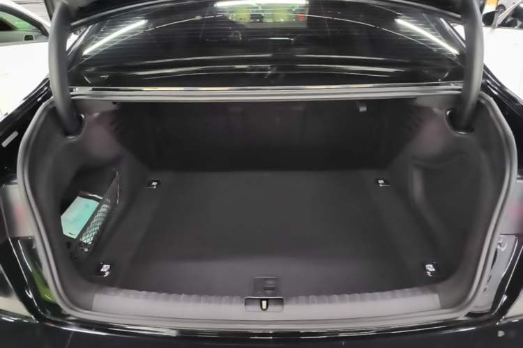 Used Audi A6L 2021 40 TFSI Luxury Dynamic Edition Trunk