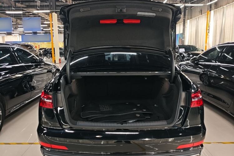 Used Audi A6L 2021 40 TFSI Luxury Dynamic Edition Trunk