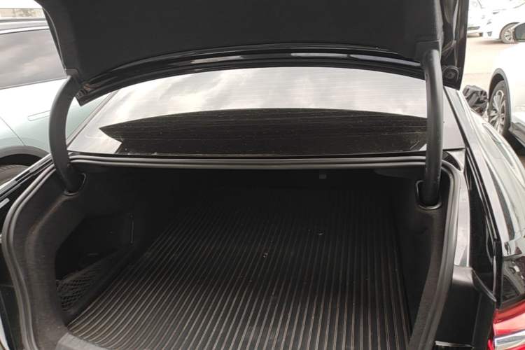 Used Audi A6L 2021 40 TFSI Luxury Dynamic Edition Trunk