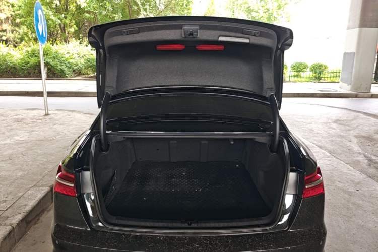 Used Audi A6L 2021 45 TFSI Prestige Elegant Edition Trunk