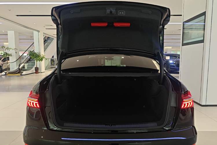 Used Audi A6L 2021 45 TFSI quattro Prestige Dynamic Edition Trunk
