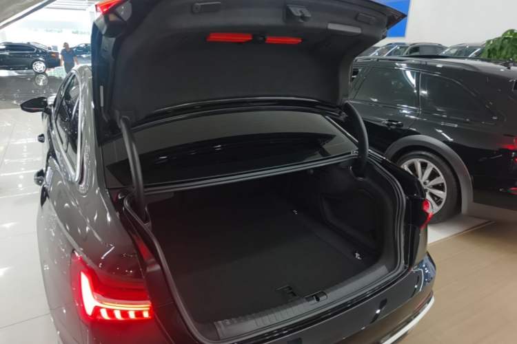 Used Audi A6L 2021 45 TFSI Prestige Dynamic Edition Trunk