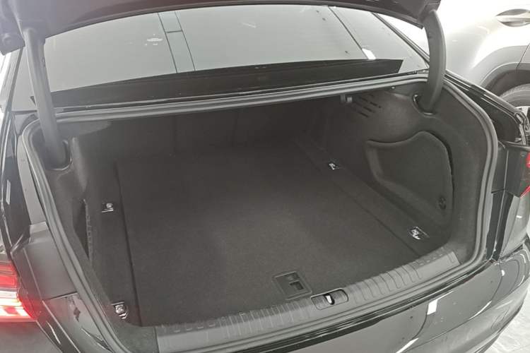 Used Audi A6L 2021 40 TFSI Luxury Prestige Edition Trunk
