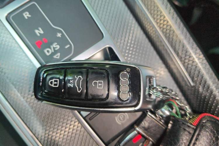 Used Audi A6L 2021 40 TFSI Luxury Dynamic Edition Vehicle Key