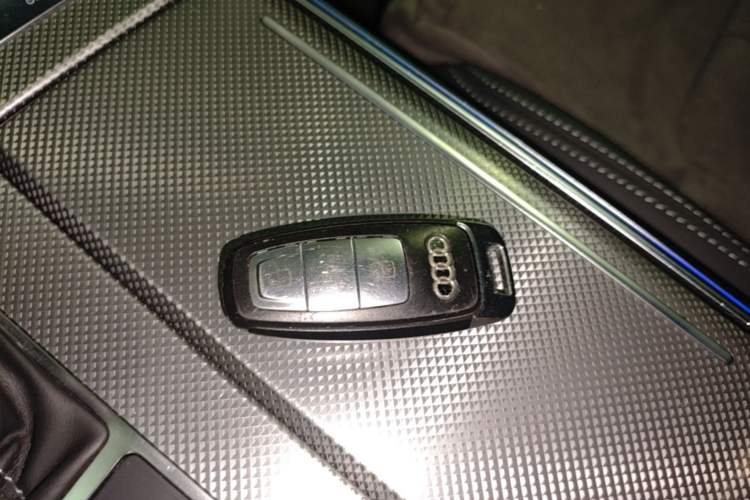 Used Audi A6L 2021 40 TFSI Luxury Dynamic Edition Vehicle Key