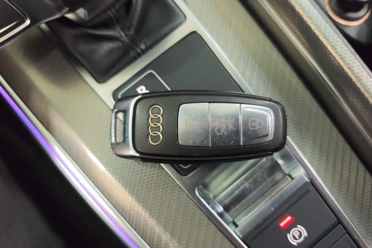 Used Audi A6L 2021 45 TFSI Prestige Elegant Edition Vehicle Key