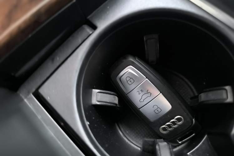 Used Audi A6L 2021 45 TFSI Prestige Dynamic Edition Vehicle Key