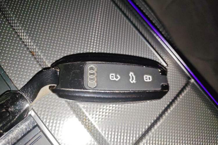 Used Audi A6L 2021 45 TFSI Prestige Dynamic Edition Vehicle Key