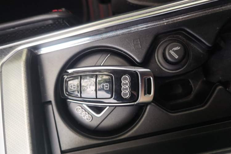Used Audi A6L 2021 45 TFSI Prestige Elegant Edition Vehicle Key