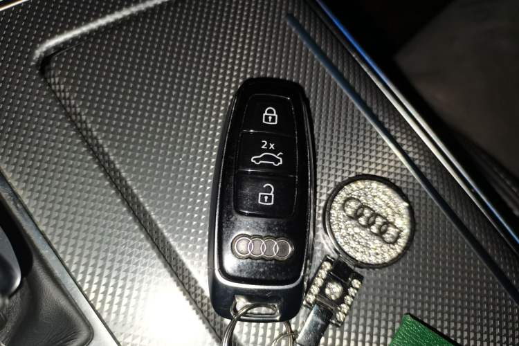 Used Audi A6L 2021 45 TFSI Prestige Dynamic Edition Vehicle Key