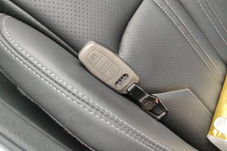 Used Audi A6L 2021 45 TFSI Prestige Dynamic Edition Vehicle Key