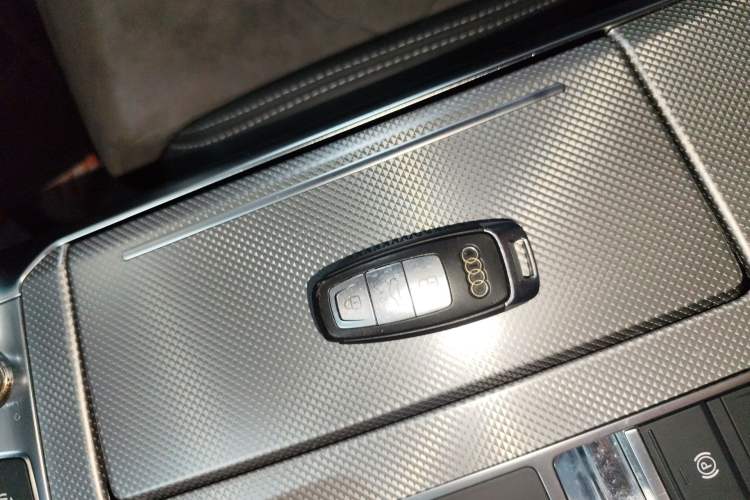 Used Audi A6L 2021 40 TFSI Luxury Dynamic Edition Vehicle Key