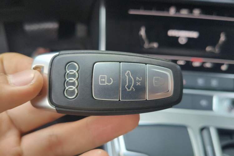 Used Audi A6L 2021 45 TFSI quattro Prestige Elegant Edition Vehicle Key