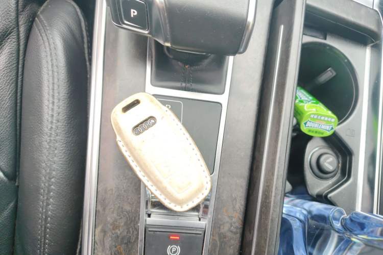 Used Audi A6L 2021 45 TFSI Prestige Dynamic Edition Vehicle Key