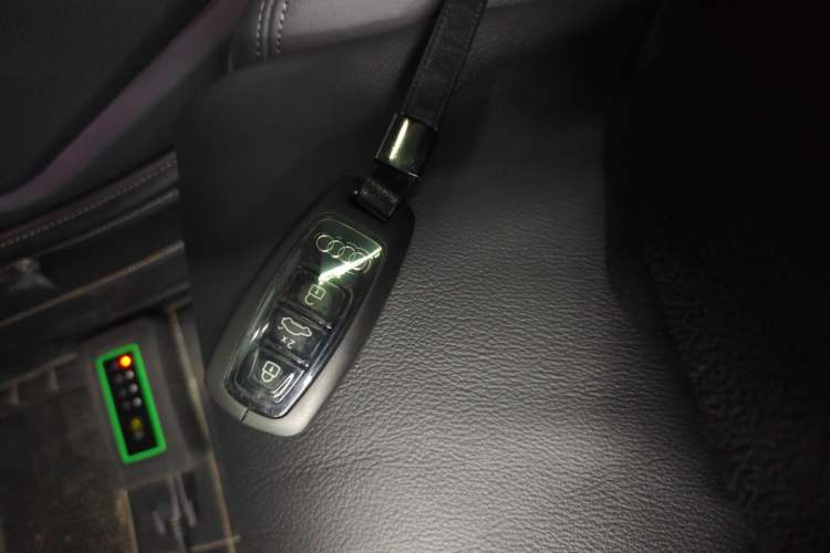 Used Audi A6L 2021 45 TFSI Prestige Elegant Edition Vehicle Key