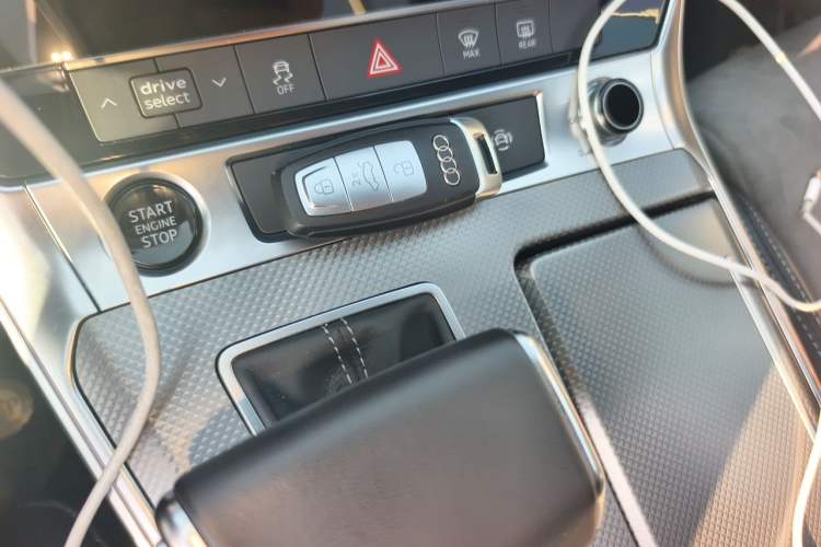 Used Audi A6L 2021 40 TFSI Luxury Dynamic Edition Vehicle Key